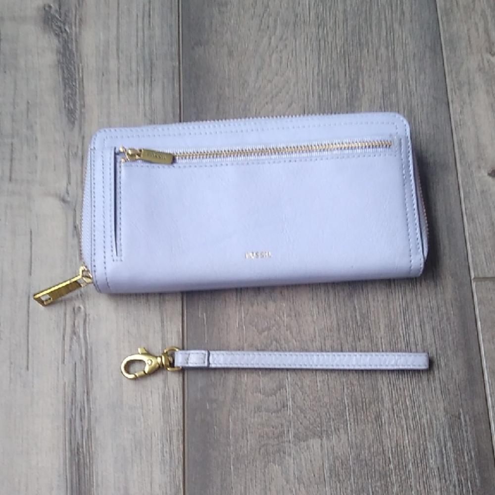 Fossil Women's Light Purple Wallet with Gold Accents